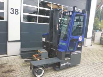Carretilla elevadora segunda mano COMBILIFT C4000 ET ELEKTRO VIERWEGESTAPLER (13050823) backdrop