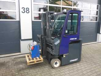 Carretilla elevadora segunda mano COMBILIFT CBE3000 ELEKTRO VIERRADFRONTSTAPLER (13041905) backdrop
