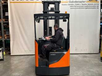 Carretilla elevadora segunda mano DOOSAN BR16JW-7 Plus ELEKTRO SCHUBMASTSTAPLER (13076491)