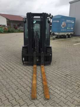 Carretilla elevadora segunda mano DOOSAN D45SC-9 DIESEL VIERRADFRONTSTAPLER (13011452)