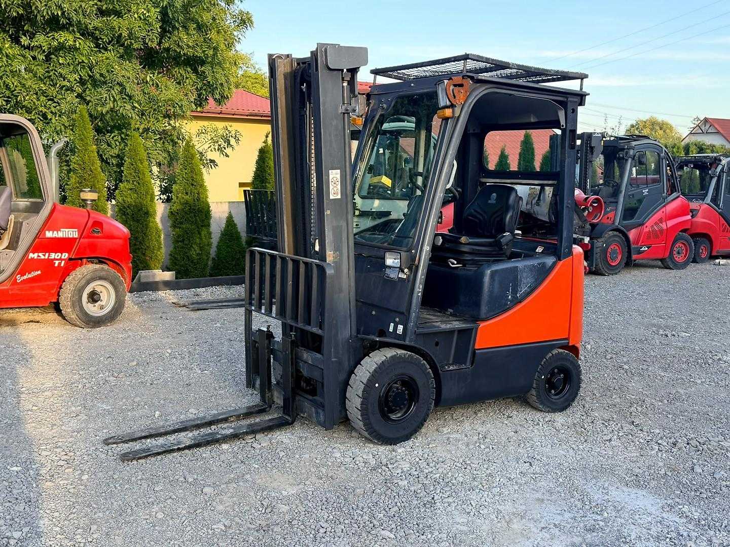 Carretilla elevadora segunda mano DOOSAN G20 GAS VIERRADFRONTSTAPLER (13071169)
