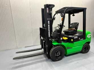 Carretilla elevadora segunda mano EP Vorkheftruck EFXZ-251 - 4,8M - Triplex - Freelift - Sideshift ELEKTRO VIERRADFRONTSTAPLER (13008357) backdrop