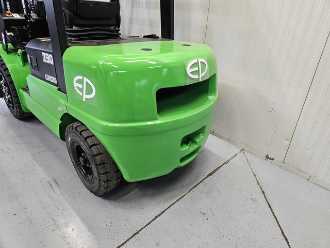 Carretilla elevadora segunda mano EP Vorkheftruck EFXZ-301-H - 4,8M Triplex - Freelift - Sideshift ELEKTRO VIERRADFRONTSTAPLER (13007496)