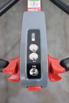 Carretilla elevadora segunda mano HANGCHA CBD20-WS ELEKTRO NIEDERHUBWAGENDEICHSEL (13076221)