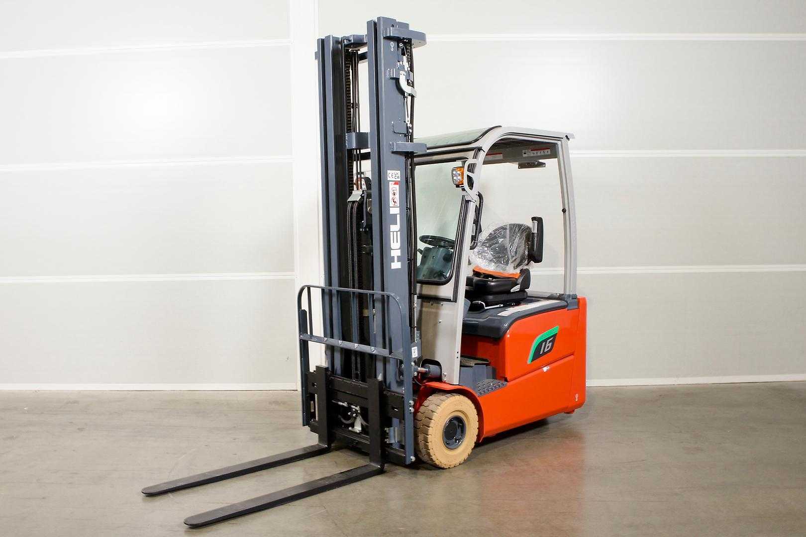 Carretilla elevadora segunda mano HELI CPD16SQ 6000 ELEKTRO DREIRADFRONTSTAPLER (13072853)