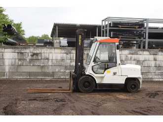 Carretilla elevadora segunda mano HYSTER H5.00XM DIESEL VIERRADFRONTSTAPLER (13041189) backdrop