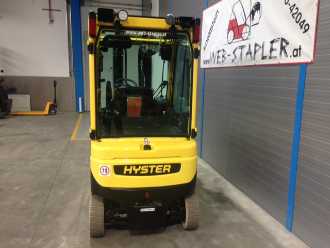 Carretilla elevadora segunda mano HYSTER J2.0XN ELEKTRO VIERRADFRONTSTAPLER (13057819) backdrop