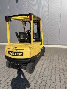 Carretilla elevadora segunda mano HYSTER J2.5XN ELEKTRO VIERRADFRONTSTAPLER (13068242)
