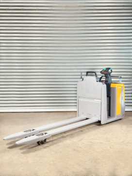 Carretilla elevadora segunda mano JUNGHEINRICH ECE 225 ECE 225 - Service Neu + Garantie - Batteire 81% ELEKTRO HOCHHUBKOMMISSIONIERER (13008609)