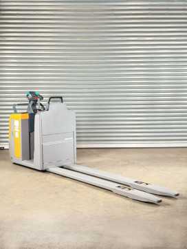 Carretilla elevadora segunda mano JUNGHEINRICH ECE 225 ECE 225 - Service Neu + Garantie - Batteire 81% ELEKTRO HOCHHUBKOMMISSIONIERER (13008609)