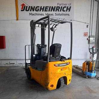 Carretilla elevadora segunda mano JUNGHEINRICH EFG 110 ELEKTRO DREIRADFRONTSTAPLER (13047215)