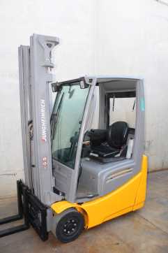 Carretilla elevadora segunda mano JUNGHEINRICH EFG 213 550 DZ ELEKTRO DREIRADFRONTSTAPLER (13069253)