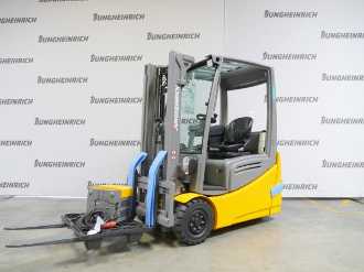 Carretilla elevadora segunda mano JUNGHEINRICH EFG 216k DP GE 115-290 ZZ ELEKTRO VIERRADFRONTSTAPLER (13068219) backdrop