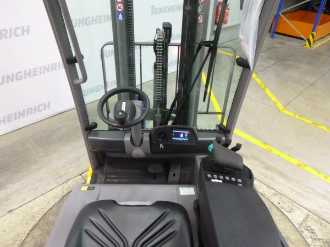 Carretilla elevadora segunda mano JUNGHEINRICH EFG 216k SP GE 115-440 DZ ELEKTRO VIERRADFRONTSTAPLER (12957841)