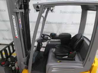 Carretilla elevadora segunda mano JUNGHEINRICH EFG 216k SP ZVG 115-480 DZ ELEKTRO VIERRADFRONTSTAPLER (12986594)