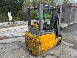 Carretilla elevadora segunda mano JUNGHEINRICH EFG 220 - 330ZZ ELEKTRO DREIRADFRONTSTAPLER (13068225)