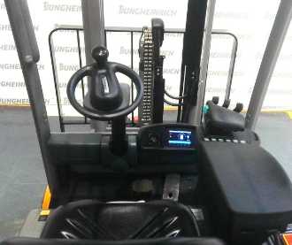 Carretilla elevadora segunda mano JUNGHEINRICH EFG 220 SP GE 115 330 ZZ ELEKTRO VIERRADFRONTSTAPLER (13072916)