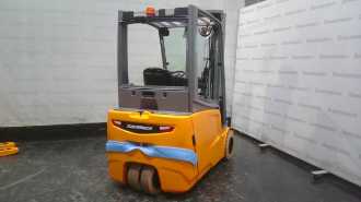 Carretilla elevadora segunda mano JUNGHEINRICH EFG 220 SP GE 115 500 DZ ELEKTRO VIERRADFRONTSTAPLER (12997897)