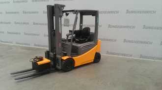 Carretilla elevadora segunda mano JUNGHEINRICH EFG 316k SP GE 115-464 DZ ELEKTRO VIERRADFRONTSTAPLER (12984898)