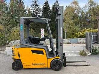 Carretilla elevadora segunda mano JUNGHEINRICH EFG 320 - 400ZZ ELEKTRO VIERRADFRONTSTAPLER (13073704)