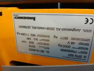 Carretilla elevadora segunda mano JUNGHEINRICH EFG 320 SP ELEKTRO VIERRADFRONTSTAPLER (13076433)