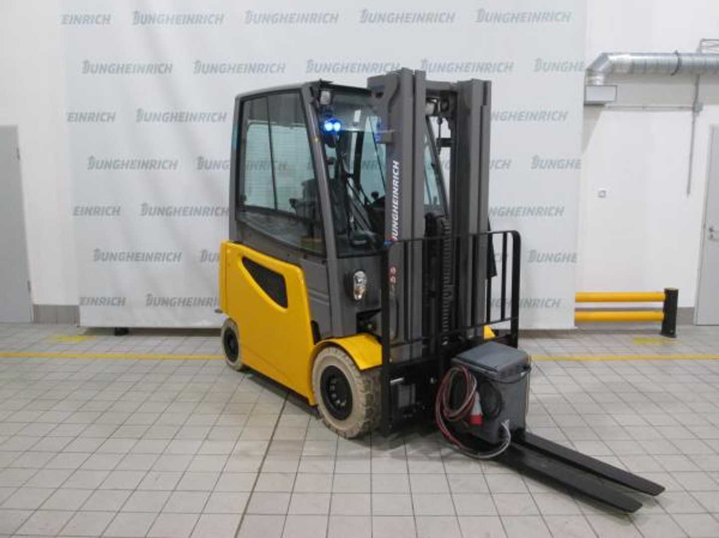 Carretilla elevadora segunda mano JUNGHEINRICH EFG 425k DP GE 120-470 DZ ELEKTRO VIERRADFRONTSTAPLER (13022934)