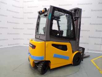 Carretilla elevadora segunda mano JUNGHEINRICH EFG 425k SP G+ZVG 115-550 DZ ELEKTRO VIERRADFRONTSTAPLER (13025898)