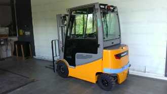 Carretilla elevadora segunda mano JUNGHEINRICH EFG 425ks SP GE 115-440 DZ ELEKTRO VIERRADFRONTSTAPLER (13064218)