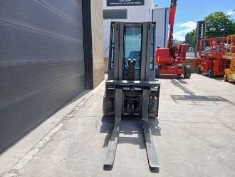 Carretilla elevadora segunda mano JUNGHEINRICH EFG 430 CARRETILLA ELEVADORA ELECTRICA 3000 KG ELEKTRO VIERRADFRONTSTAPLER (13043795)