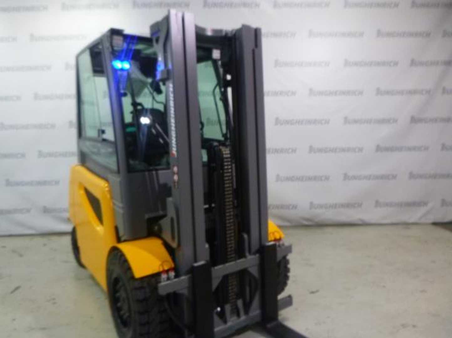 Carretilla elevadora segunda mano JUNGHEINRICH EFG 535k G115-470 DZ ELEKTRO VIERRADFRONTSTAPLER (12991410)