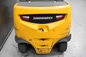 Carretilla elevadora segunda mano JUNGHEINRICH EFG 550 s /58982/ ELEKTRO VIERRADFRONTSTAPLER (13071177)