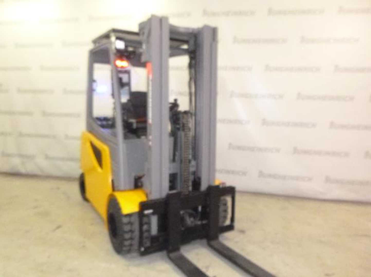 Carretilla elevadora segunda mano JUNGHEINRICH EFG S30 SP GE 115-500 DZ ELEKTRO VIERRADFRONTSTAPLER (13060893)