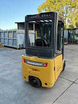 Carretilla elevadora segunda mano JUNGHEINRICH EFG220 ELEKTRO DREIRADFRONTSTAPLER (13073180)