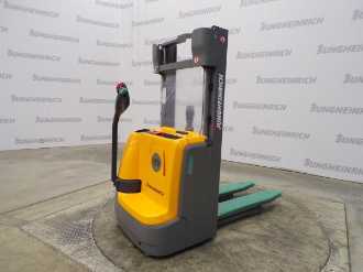 Carretilla elevadora segunda mano JUNGHEINRICH EJC 110 Li 115-250 ZT ELEKTRO HOCHHUBWAGENDEICHSEL (12978585) backdrop