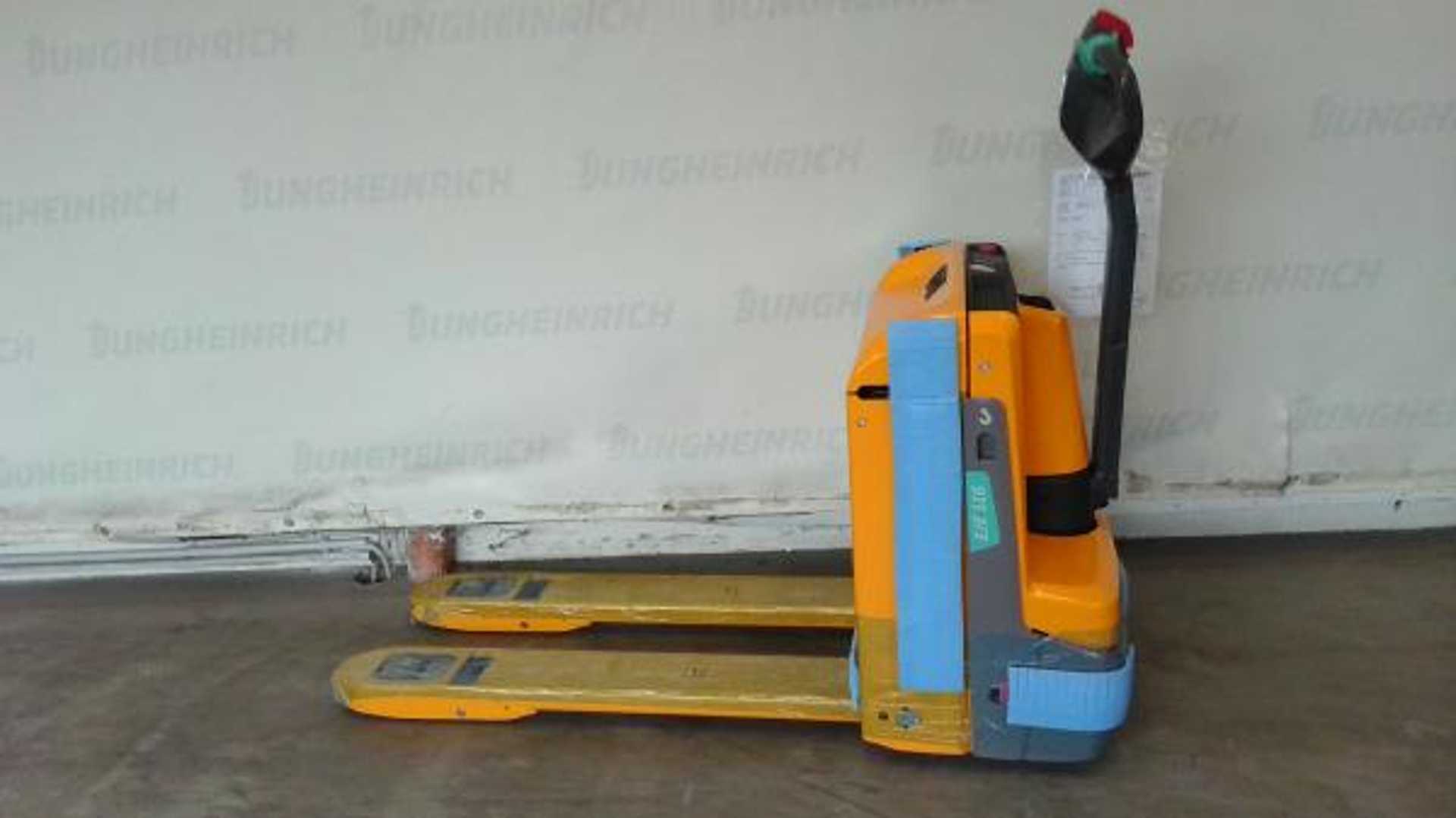 Carretilla elevadora segunda mano JUNGHEINRICH EJE 116 115-55 ELEKTRO NIEDERHUBWAGENDEICHSEL (13026586)