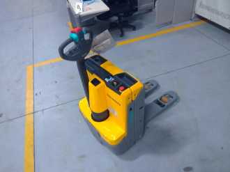 Carretilla elevadora segunda mano JUNGHEINRICH EJE 116i ELEKTRO NIEDERHUBWAGENDEICHSEL (13015181)
