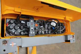 Carretilla elevadora segunda mano JUNGHEINRICH EJE C20 ELEKTRO NIEDERHUBWAGENSEMIELEKTRISCH (13063111)