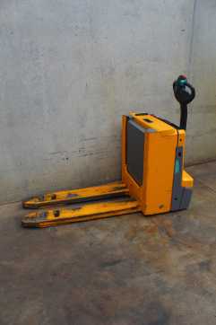 Carretilla elevadora segunda mano JUNGHEINRICH EJE C20 ELEKTRO NIEDERHUBWAGENSEMIELEKTRISCH (13063112)