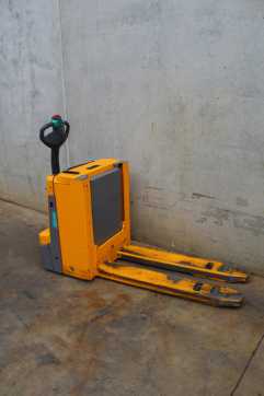 Carretilla elevadora segunda mano JUNGHEINRICH EJE C20 ELEKTRO NIEDERHUBWAGENSEMIELEKTRISCH (13063112)