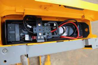 Carretilla elevadora segunda mano JUNGHEINRICH EJE C20 ELEKTRO NIEDERHUBWAGENSEMIELEKTRISCH (13063113)