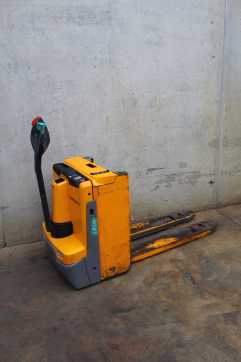Carretilla elevadora segunda mano JUNGHEINRICH EJE C20 ELEKTRO NIEDERHUBWAGENSEMIELEKTRISCH (13063114)