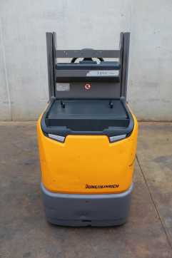 Carretilla elevadora segunda mano JUNGHEINRICH EKS 110 Z 100E ELEKTRO HOCHHUBKOMMISSIONIERER (13051837)