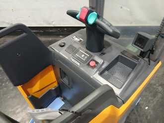 Carretilla elevadora segunda mano JUNGHEINRICH ERC 214i FP 115 250 ZT ELEKTRO HOCHHUBWAGENFAHRERSTAND (13073188)