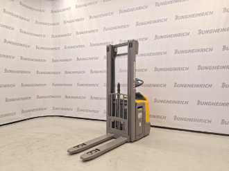 Carretilla elevadora segunda mano JUNGHEINRICH ERC 214z 115-535 DZ ELEKTRO HOCHHUBWAGENFAHRERSTAND (13028879)