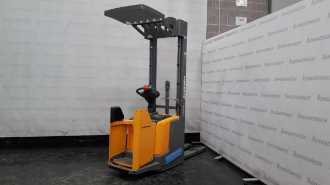 Carretilla elevadora segunda mano JUNGHEINRICH ERC 216 Li 115 420 ZZ ELEKTRO HOCHHUBWAGENFAHRERSTAND (13035516) backdrop