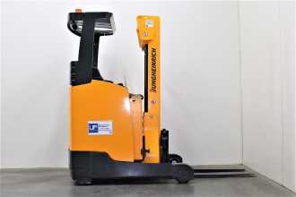 Carretilla elevadora segunda mano JUNGHEINRICH ETV 110 ELEKTRO SCHUBMASTSTAPLER (12992209)