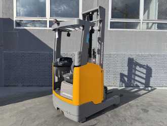 Carretilla elevadora segunda mano JUNGHEINRICH ETV 112 Baujahr 2018/ Stunden 2870 TOP CONDITION *** ELEKTRO SCHUBMASTSTAPLER (13068331)