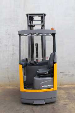 Carretilla elevadora segunda mano JUNGHEINRICH ETV 210 740 DZ ELEKTRO SCHUBMASTSTAPLER (13012470)