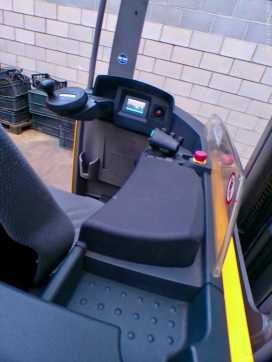 Carretilla elevadora segunda mano JUNGHEINRICH ETV 214 620 DZ ELEKTRO SCHUBMASTSTAPLER (12963646)