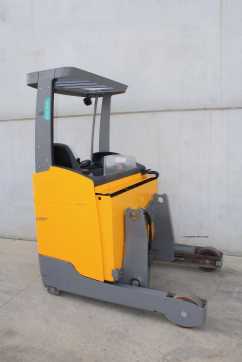 Carretilla elevadora segunda mano JUNGHEINRICH ETV 214 992 DZ ELEKTRO SCHUBMASTSTAPLER (13014511) backdrop